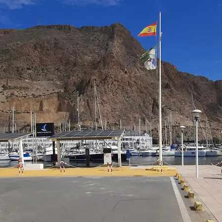Avilena Tropical En Aguadulce Almeria