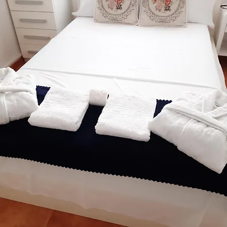 Homestay Avilena Tropical En Aguadulce Almeria